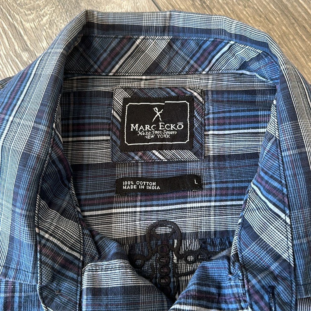 Marc Ecko Shirt 👔 - Picture 7 of 11